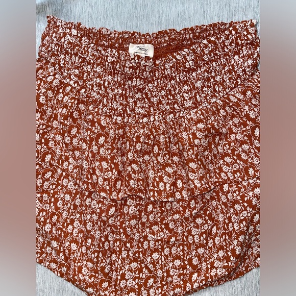 18. Dizzy Lizzy Mini Skirt - Picture 3 of 3